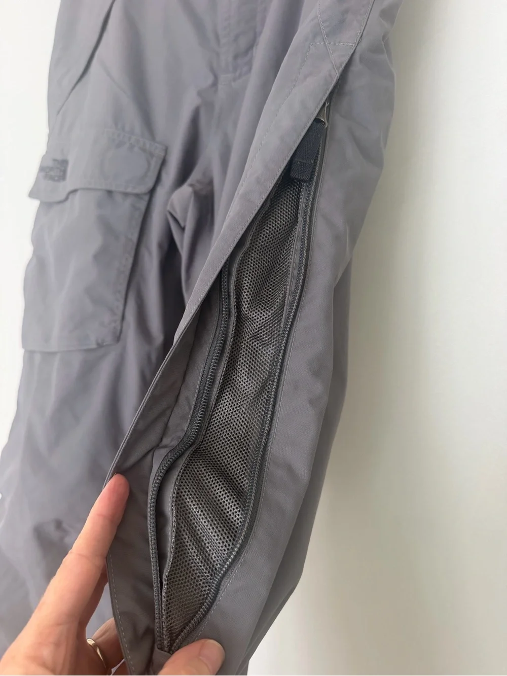 The North Face Men’s Small HyVent Snow Pants